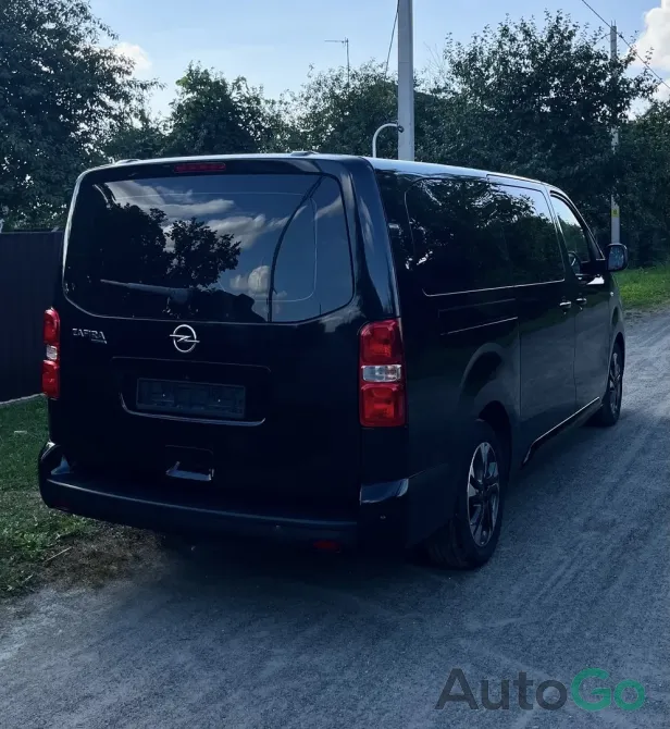  Zafira Life (I)