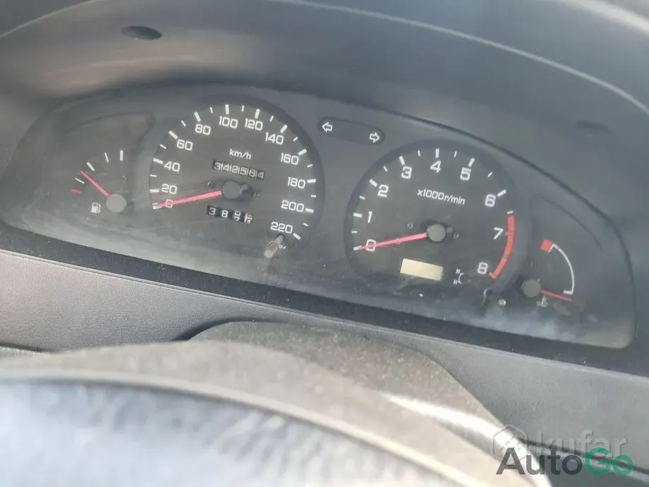 Продажа Nissan Almera I (N15), 1996 г., Витебск Витебск - изображение 5