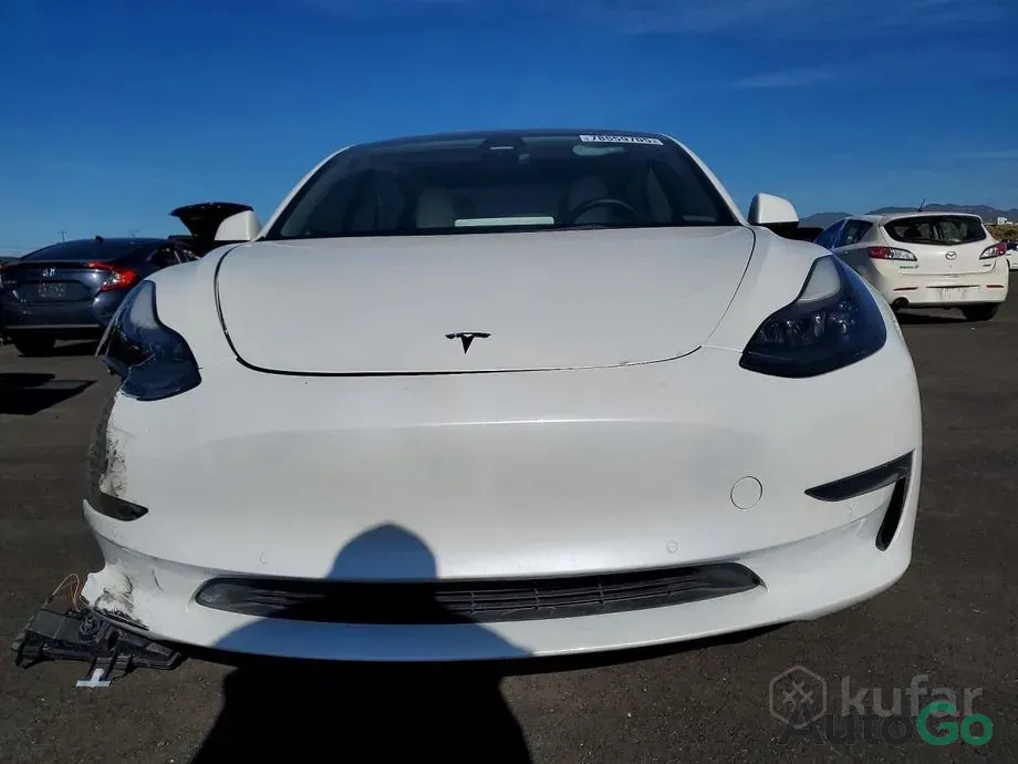  Model 3 I