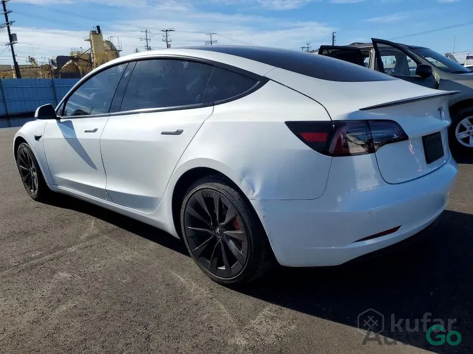  Model 3 I