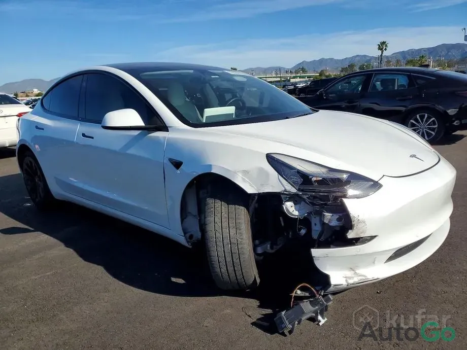  Model 3 I