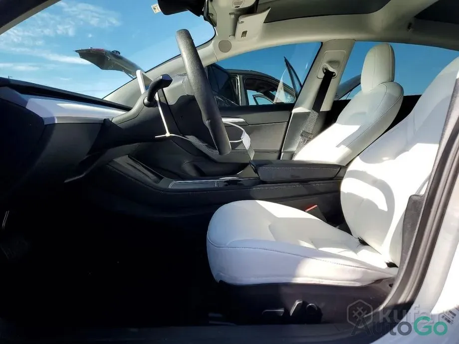  Model 3 I