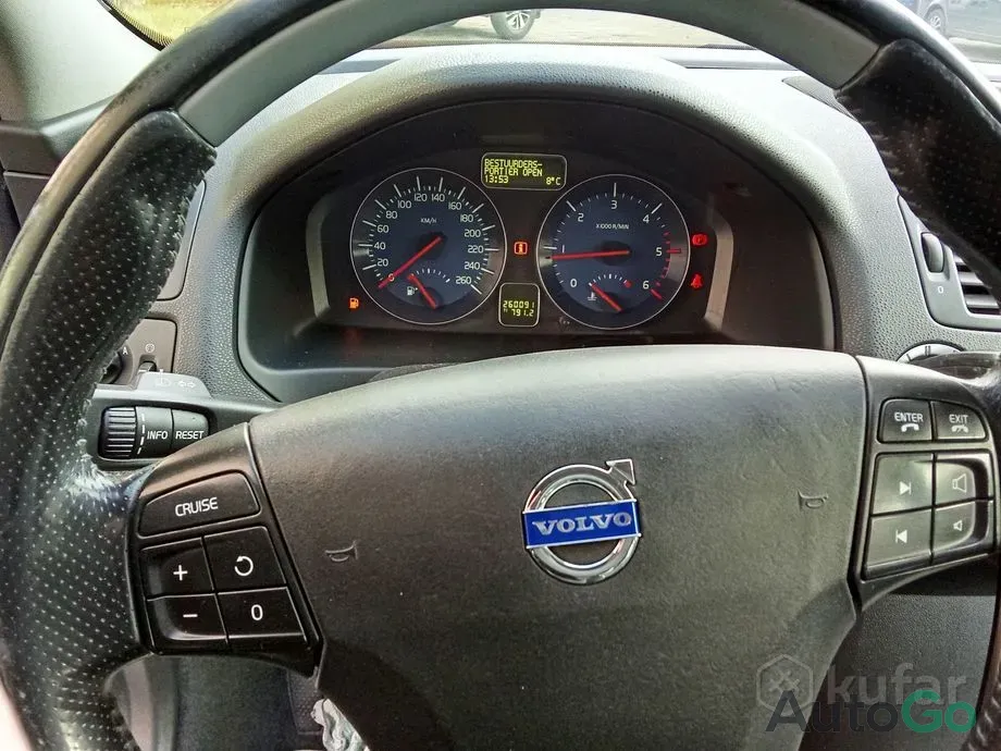 Продажа Volvo V50 I Рестайлинг, 2011 г., Гродно Гродно - изображение 2