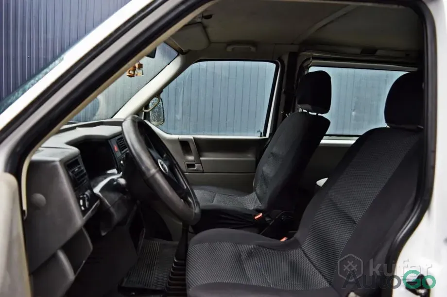  Transporter T4
