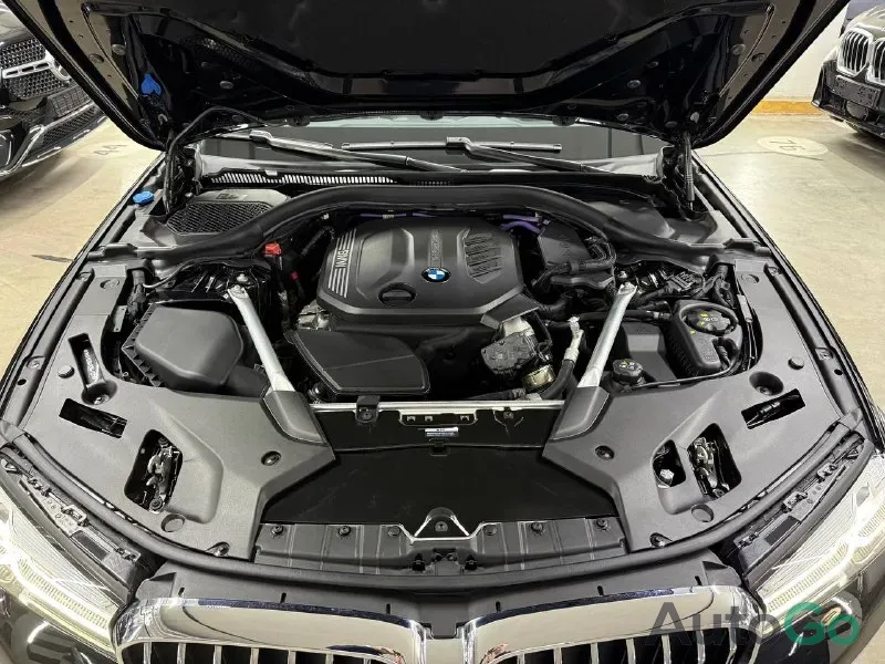 Продажа BMW 5 серия (G30/G31) Рестайлинг, 2023 г., Минск Минск - изображение 5