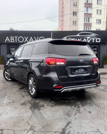 Продажа Kia Carnival (YP), 2017 г., Бобруйск Бобруйск
