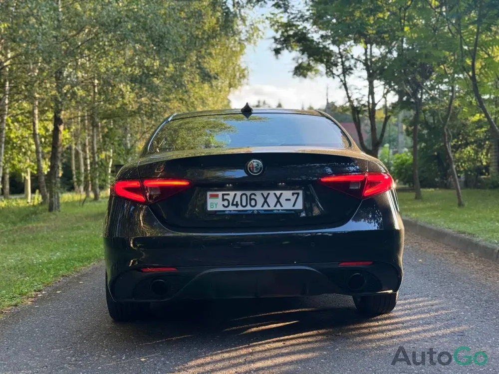  Giulia (952)