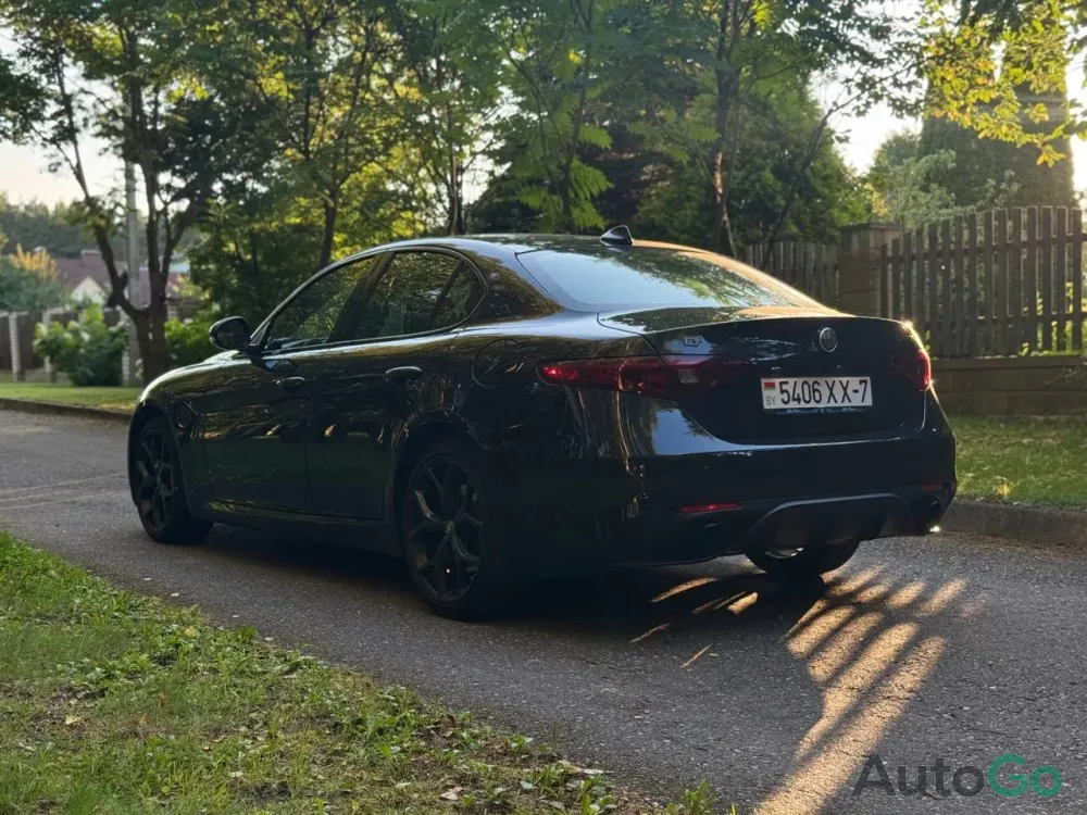  Giulia (952)