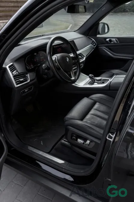  X5 (G05)