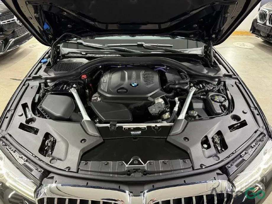 Продажа BMW 5 серия VII (G30/G31) Рестайлинг, 2023 г., Минск Минск - изображение 5