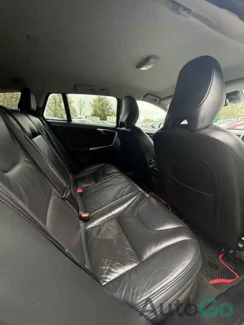 Продажа Volvo V60 (I), 2011 г., Барановичи Барановичи - изображение 12
