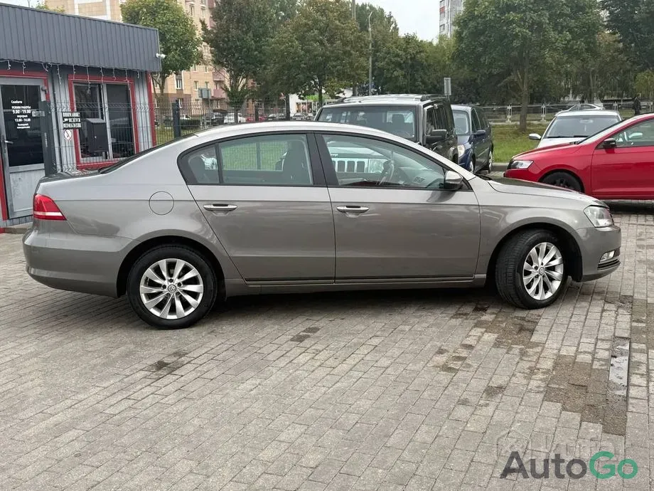 Продажа Volkswagen Passat B7, 2014 г., Солигорск Солигорск - изображение 6