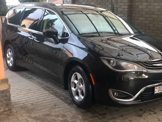 Продажа Chrysler Pacifica RU, 2017г., Минск Минск