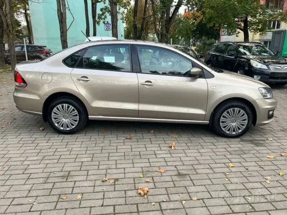 Продажа Volkswagen Polo Sedan I Рестайлинг, 2016 г., Минск Минск
