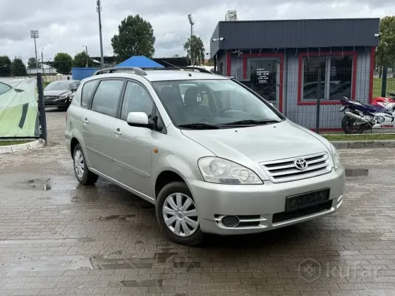 Продажа Toyota Avensis Verso I, 2002 г., Солигорск Солигорск