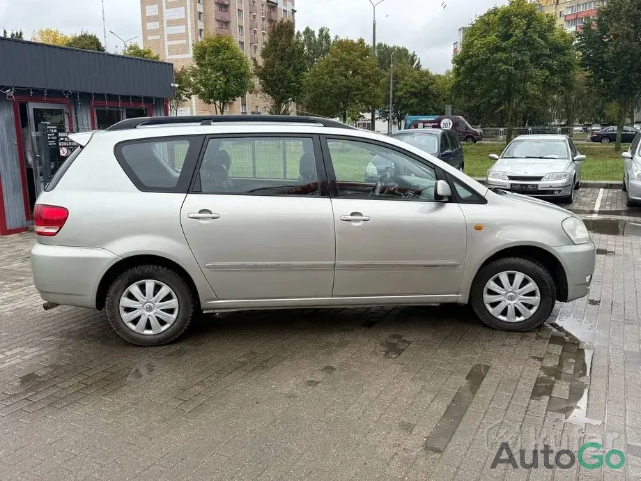 Продажа Toyota Avensis Verso I, 2002 г., Солигорск Солигорск - изображение 4