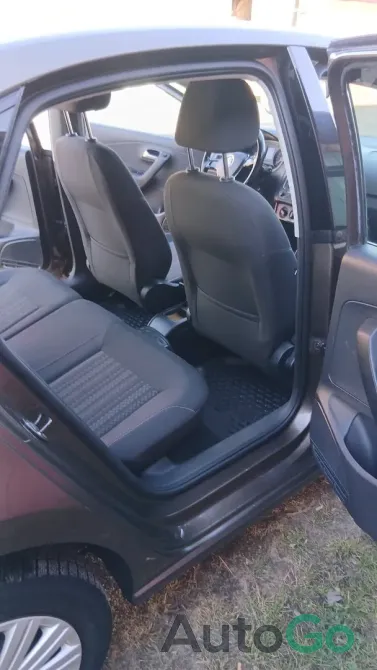 Продажа Volkswagen Polo (V) Рестайлинг, 2015 г., Солигорск Солигорск - изображение 2