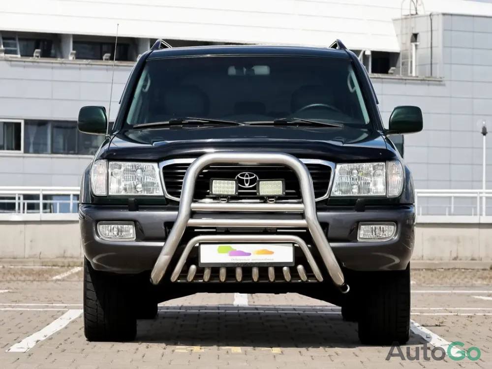 Продажа Toyota Land Cruiser J100 Рестайлинг, 2003 г., Минск Минск - изображение 2