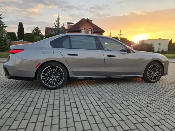 Продажа BMW 7 series VII (G70), 2024г., Гродно Гродно
