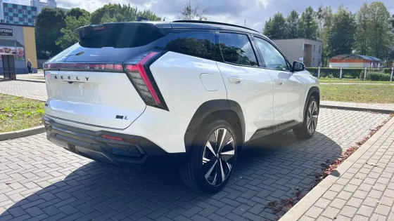 Продажа Geely Atlas (II), 2023 г., Пинск Пинск