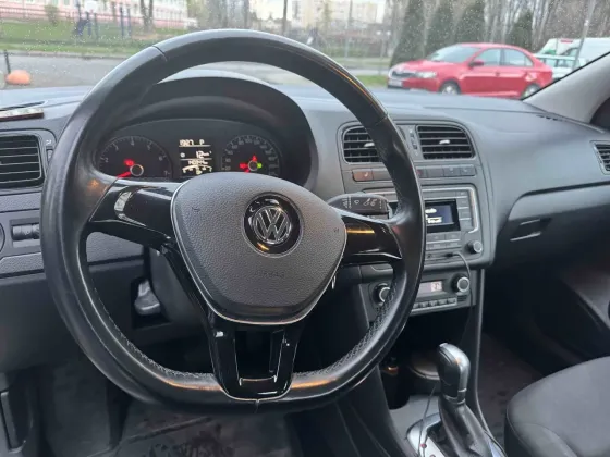 Продажа Volkswagen Polo (V) Рестайлинг, 2016 г., Минск Минск