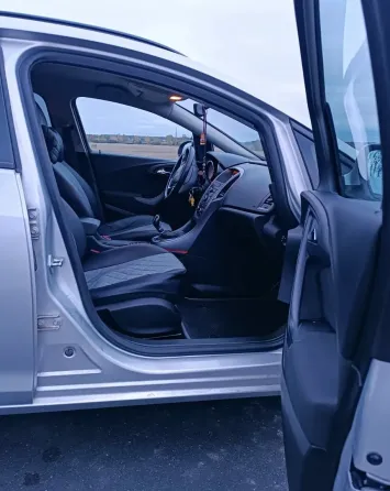 Продажа Opel Astra J Рестайлинг, 2015 г., Гродно Гродно