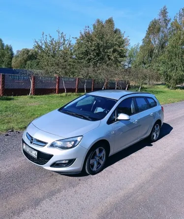 Продажа Opel Astra J Рестайлинг, 2015 г., Гродно Гродно