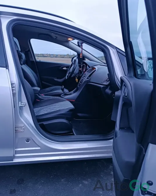 Продажа Opel Astra J Рестайлинг, 2015 г., Гродно Гродно - изображение 6
