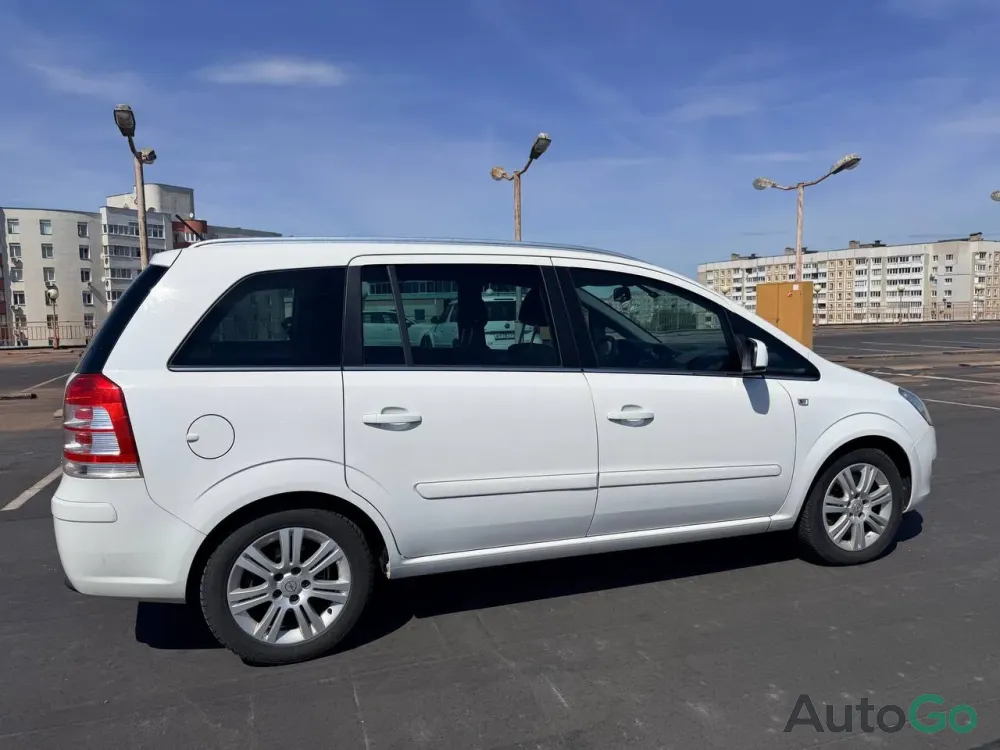 Продажа Opel Zafira (B) Рестайлинг, 2011 г., Минск Минск - изображение 4
