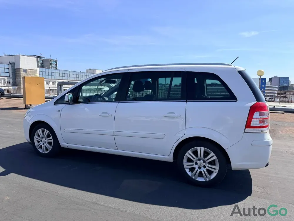 Продажа Opel Zafira (B) Рестайлинг, 2011 г., Минск Минск - изображение 5