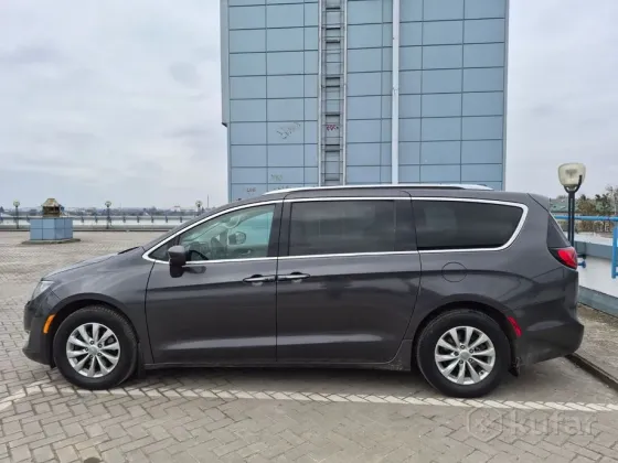 Продажа Chrysler Pacifica RU, 2018 г., Минск Минск