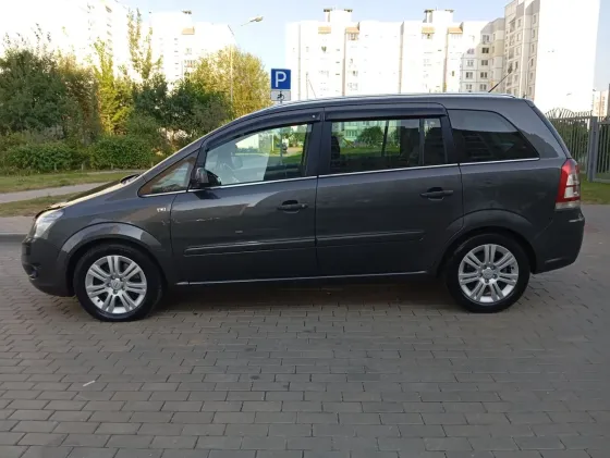 Продажа Opel Zafira (B) Рестайлинг, 2010 г., Минск Минск
