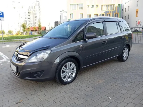 Продажа Opel Zafira (B) Рестайлинг, 2010 г., Минск Минск