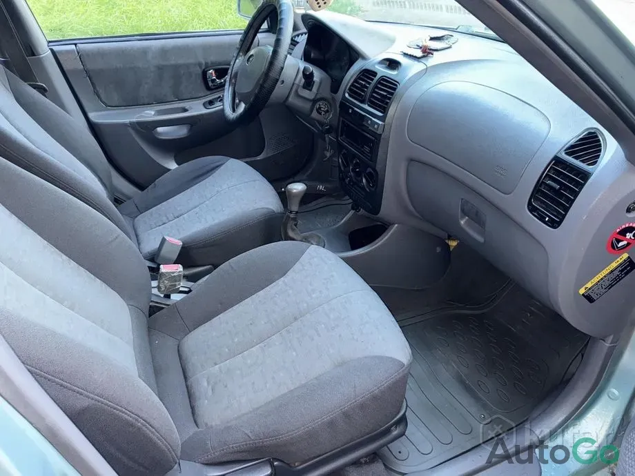 Продажа Hyundai Accent II Рестайлинг, 2004 г., Витебск Витебск - изображение 10