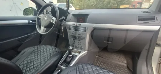 Продажа Opel Astra H Рестайлинг, 2010г., Бобруйск Бобруйск