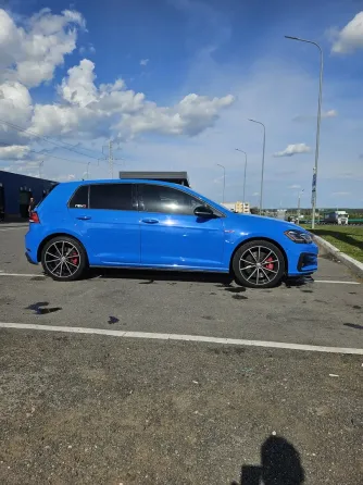 Продажа Volkswagen Golf GTI VII (Mk7) Рестайлинг, 2020 г., Минск Минск