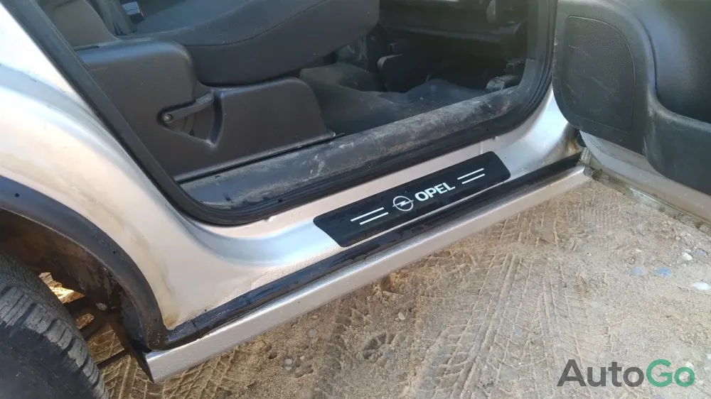  Zafira (A)