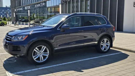 Продажа Volkswagen Touareg (II), 2014 г., Минск Минск