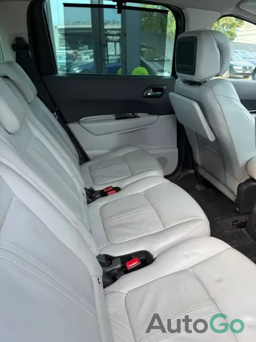 Продажа Peugeot 5008 (I), 2010 г., Барановичи Барановичи - изображение 12