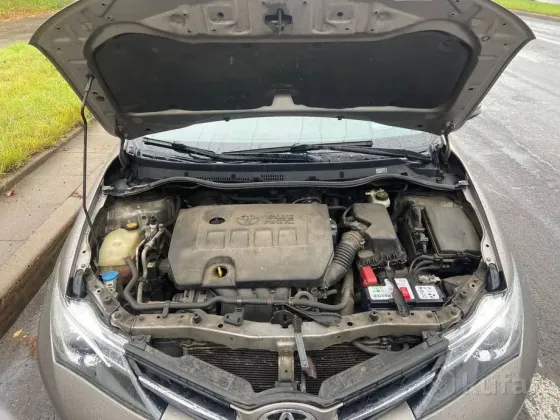 Продажа Toyota Auris II, 2013 г., Минск Минск