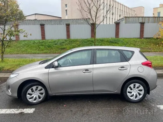Продажа Toyota Auris II, 2013 г., Минск Минск