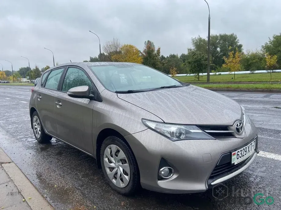 Продажа Toyota Auris II, 2013 г., Минск Минск - изображение 2