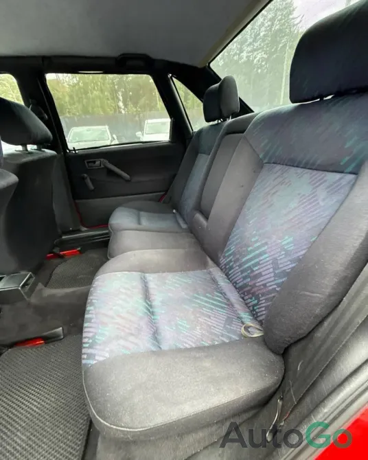  Passat (B3)