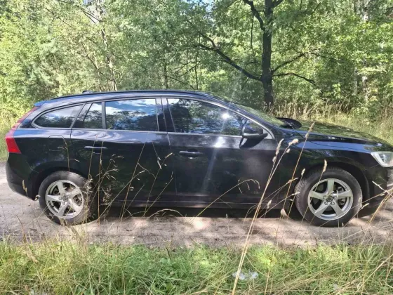 Продажа Volvo V60 I Рестайлинг, 2016г., Минск Минск