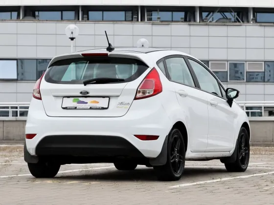 Продажа Ford Fiesta (VI) Рестайлинг, 2017 г., Минск Минск