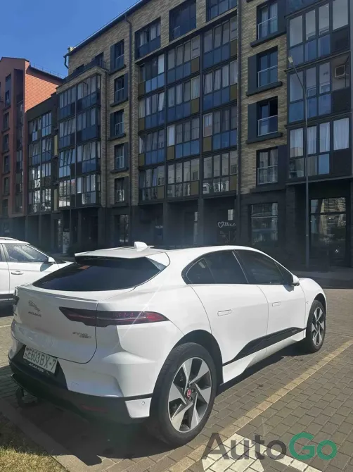  I-Pace