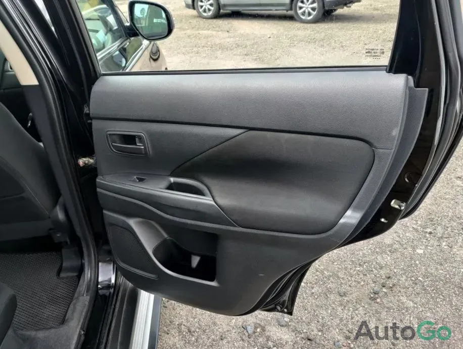 Продажа Mitsubishi Outlander III, 2013 г., Гомель Гомель - изображение 12