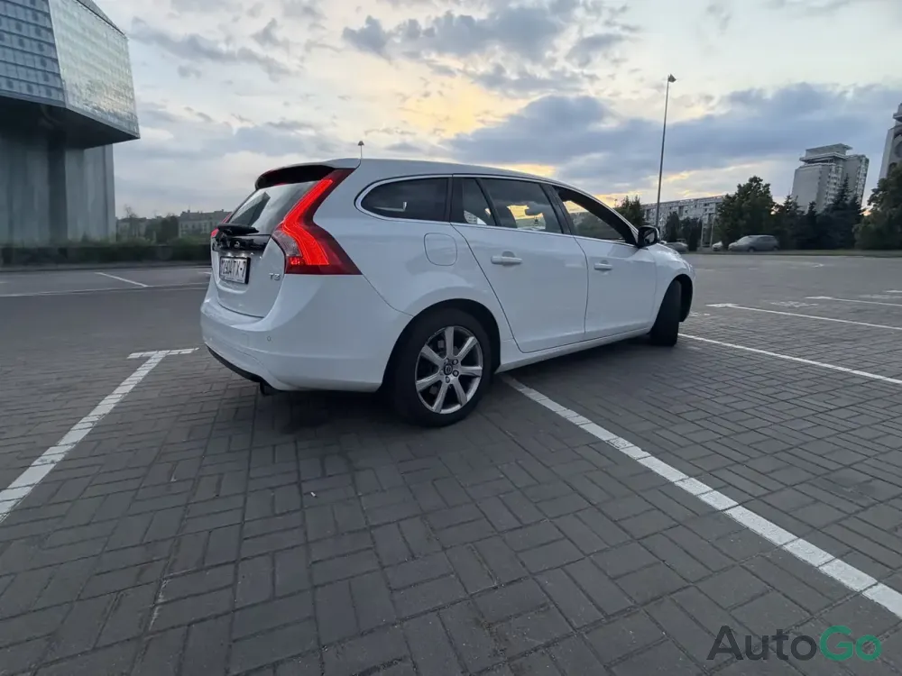 Продажа Volvo V60 I Рестайлинг, 2018г., Минск Минск - изображение 2