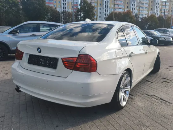 Продажа BMW 3 series V (E90/E91/E92/E93) Рестайлинг, 2009г., Солигорск Солигорск