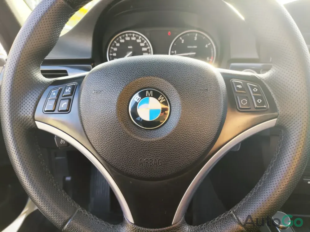 Продажа BMW 3 series V (E90/E91/E92/E93) Рестайлинг, 2009г., Солигорск Солигорск - изображение 9